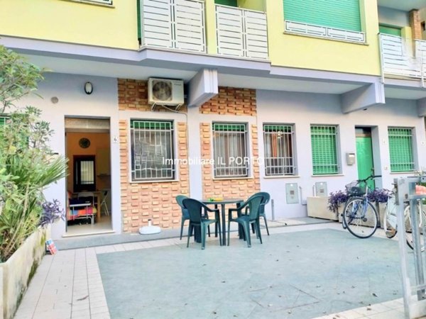 appartamento in vendita a Comacchio in zona Lido degli Estensi