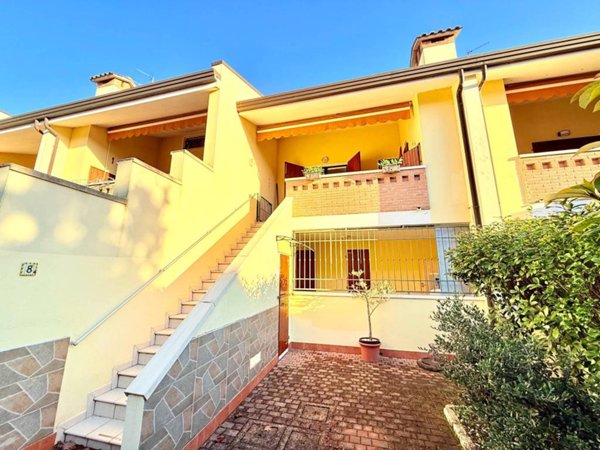 casa indipendente in vendita a Comacchio in zona Lido delle Nazioni