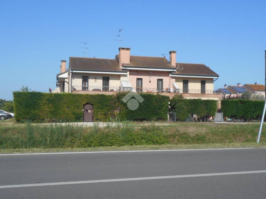 casa indipendente in vendita a Comacchio