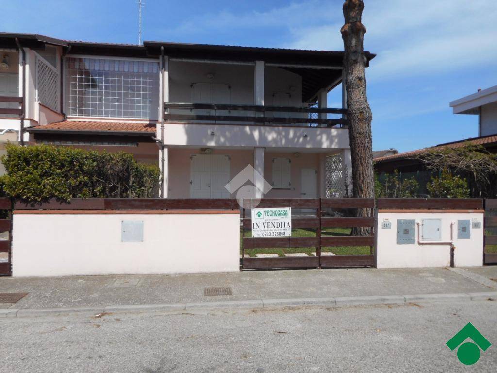 appartamento in vendita a Comacchio in zona Lido di Pomposa