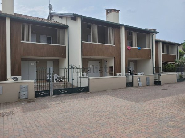 appartamento in vendita a Comacchio in zona Lido delle Nazioni