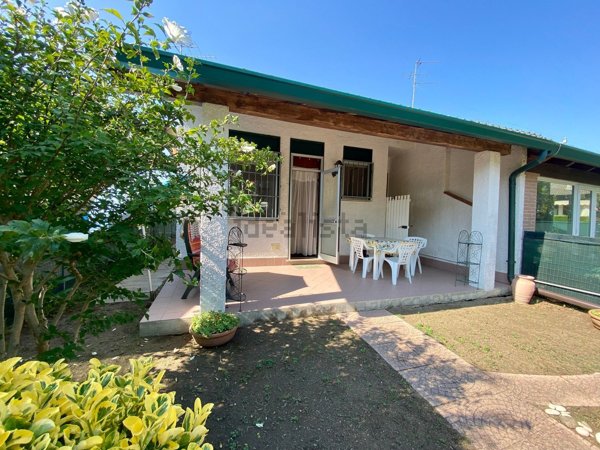 casa indipendente in vendita a Comacchio in zona Lido delle Nazioni