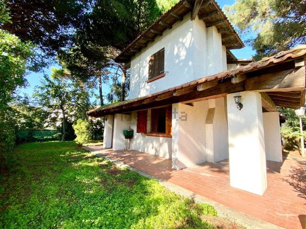 casa indipendente in vendita a Comacchio in zona Lido delle Nazioni
