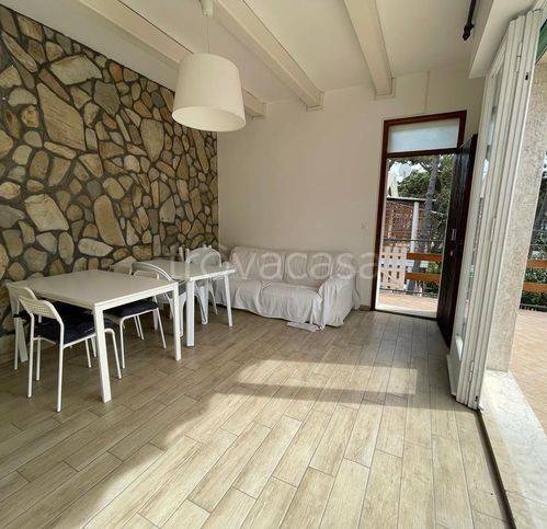 casa indipendente in vendita a Comacchio in zona Lido di Spina