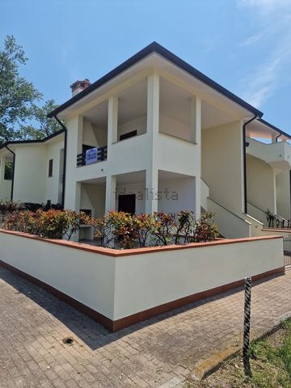 casa indipendente in vendita a Comacchio in zona Lido degli Scacchi