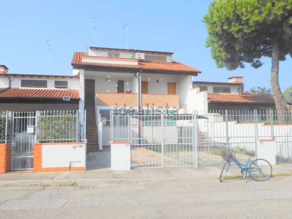 casa indipendente in vendita a Comacchio in zona Lido delle Nazioni