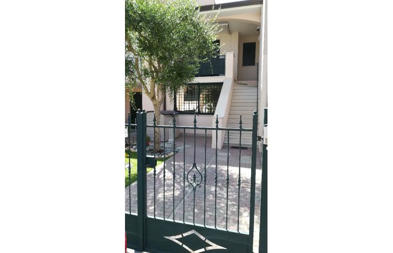 casa indipendente in vendita a Comacchio in zona Porto Garibaldi