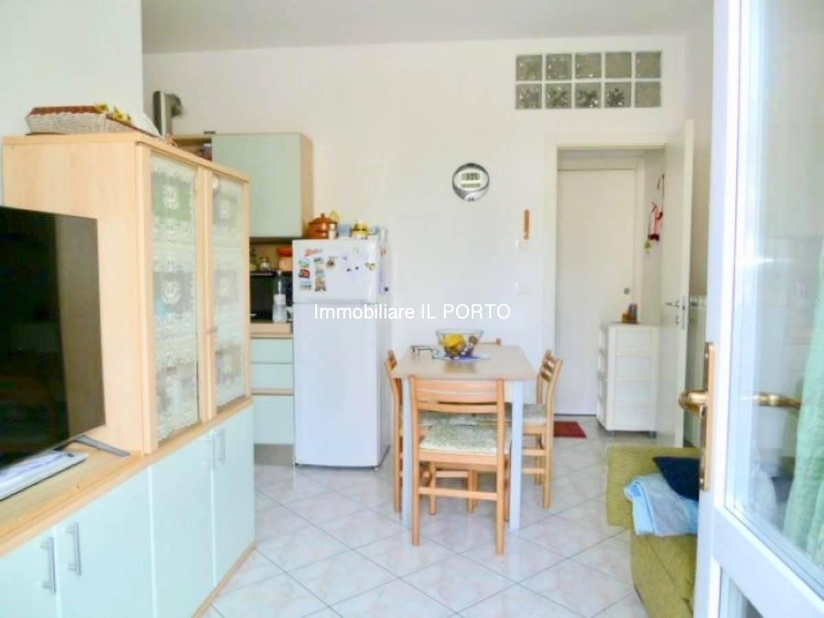 appartamento in vendita a Comacchio in zona Lido degli Scacchi