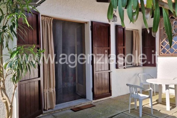 casa indipendente in vendita a Comacchio in zona Lido delle Nazioni
