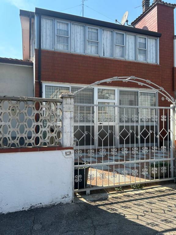casa indipendente in vendita a Comacchio in zona Lido di Volano