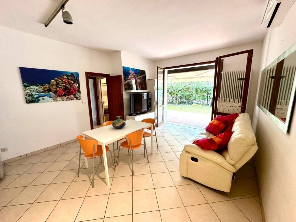 appartamento in vendita a Comacchio in zona Lido di Spina