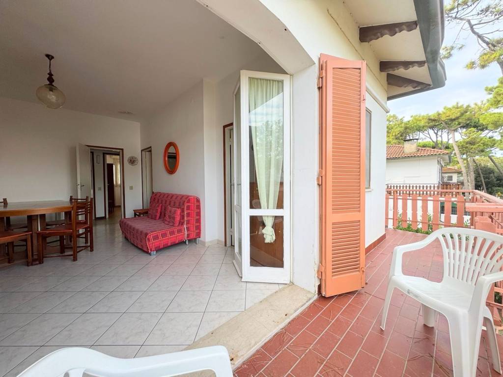 casa indipendente in vendita a Comacchio in zona Lido degli Estensi