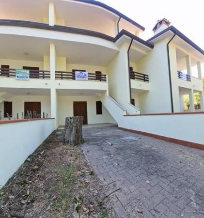 casa indipendente in vendita a Comacchio in zona Lido degli Scacchi