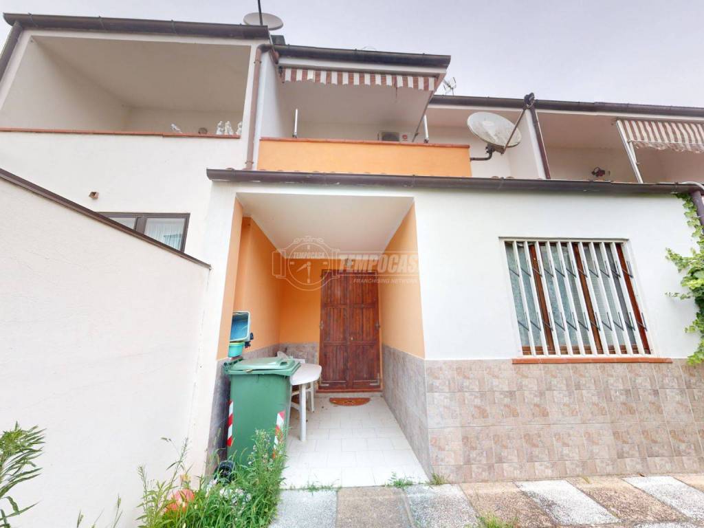 casa indipendente in vendita a Comacchio in zona San Giuseppe