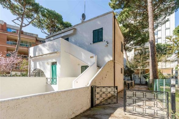 appartamento in vendita a Comacchio in zona Lido degli Estensi