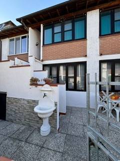 casa indipendente in vendita a Comacchio in zona Lido degli Estensi