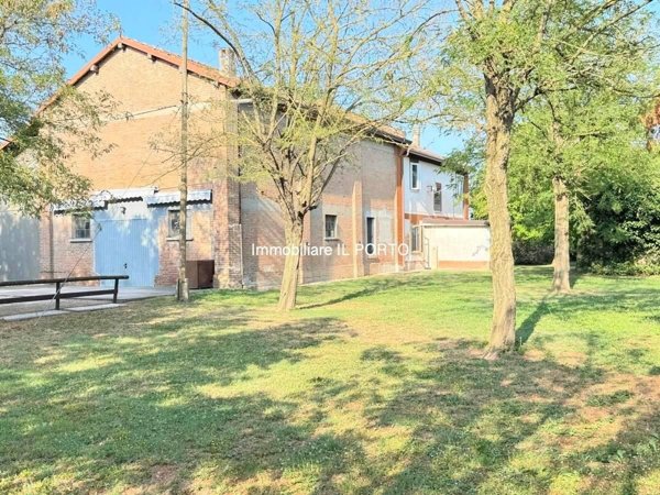casa indipendente in vendita a Comacchio