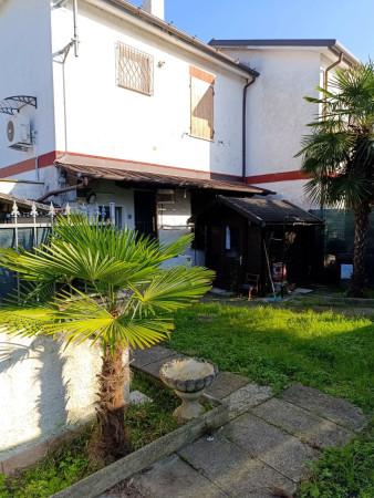 casa indipendente in vendita a Comacchio in zona Lido degli Scacchi