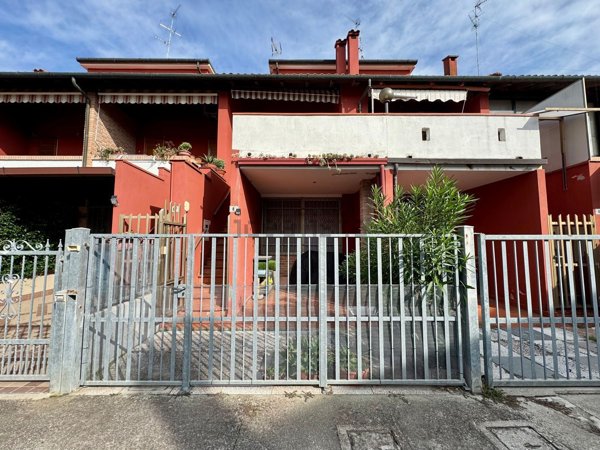 casa indipendente in vendita a Comacchio in zona Lido di Pomposa
