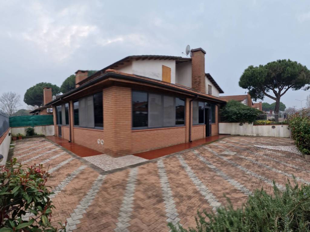 casa indipendente in vendita a Comacchio in zona Lido degli Scacchi