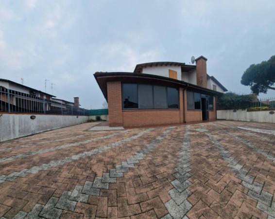 casa indipendente in vendita a Comacchio
