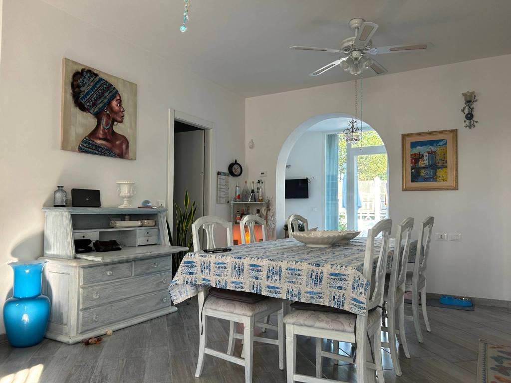 casa indipendente in vendita a Comacchio