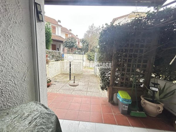 appartamento in vendita a Comacchio in zona Porto Garibaldi