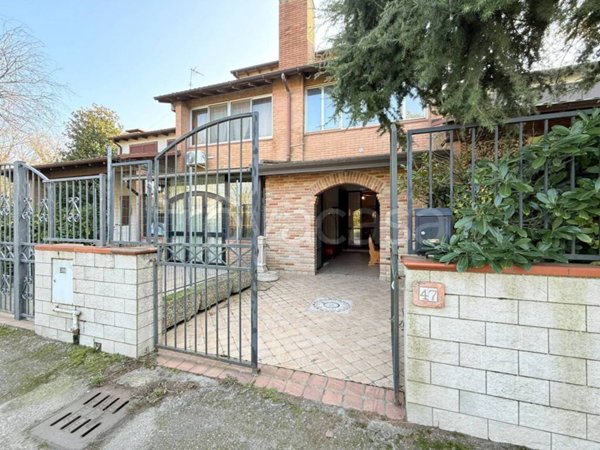 casa indipendente in vendita a Comacchio in zona Lido delle Nazioni