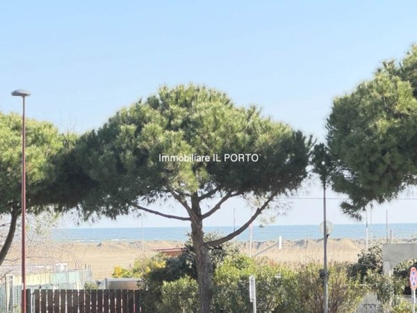 appartamento in vendita a Comacchio in zona Lido degli Estensi