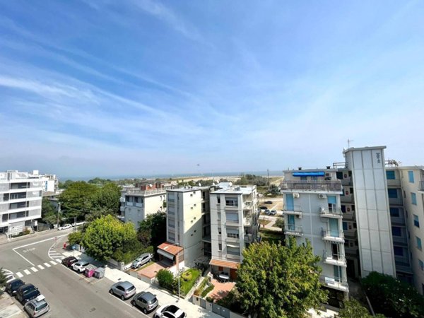 appartamento in vendita a Comacchio in zona Lido degli Estensi