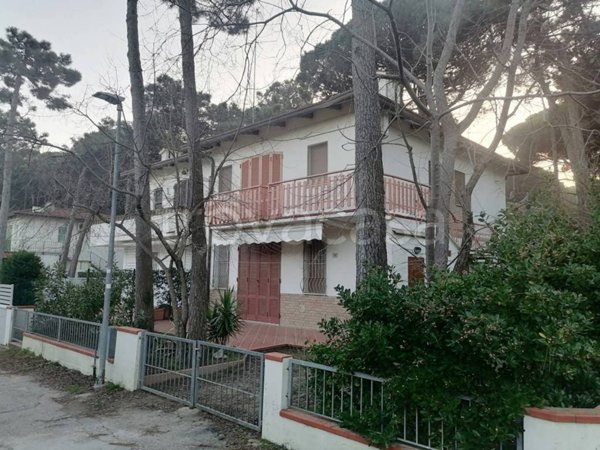 casa indipendente in vendita a Comacchio in zona Lido di Spina
