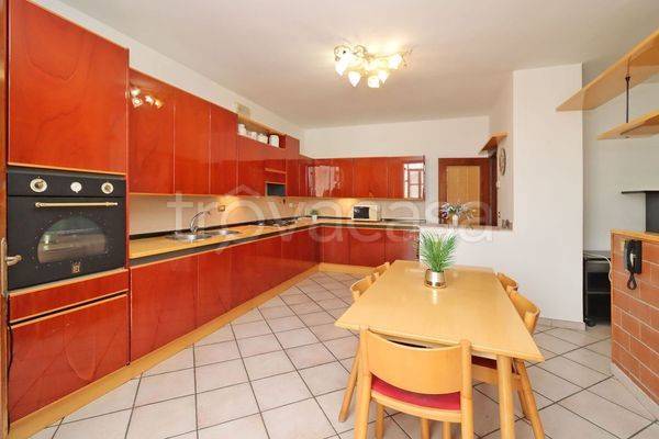 appartamento in vendita a Comacchio in zona Porto Garibaldi