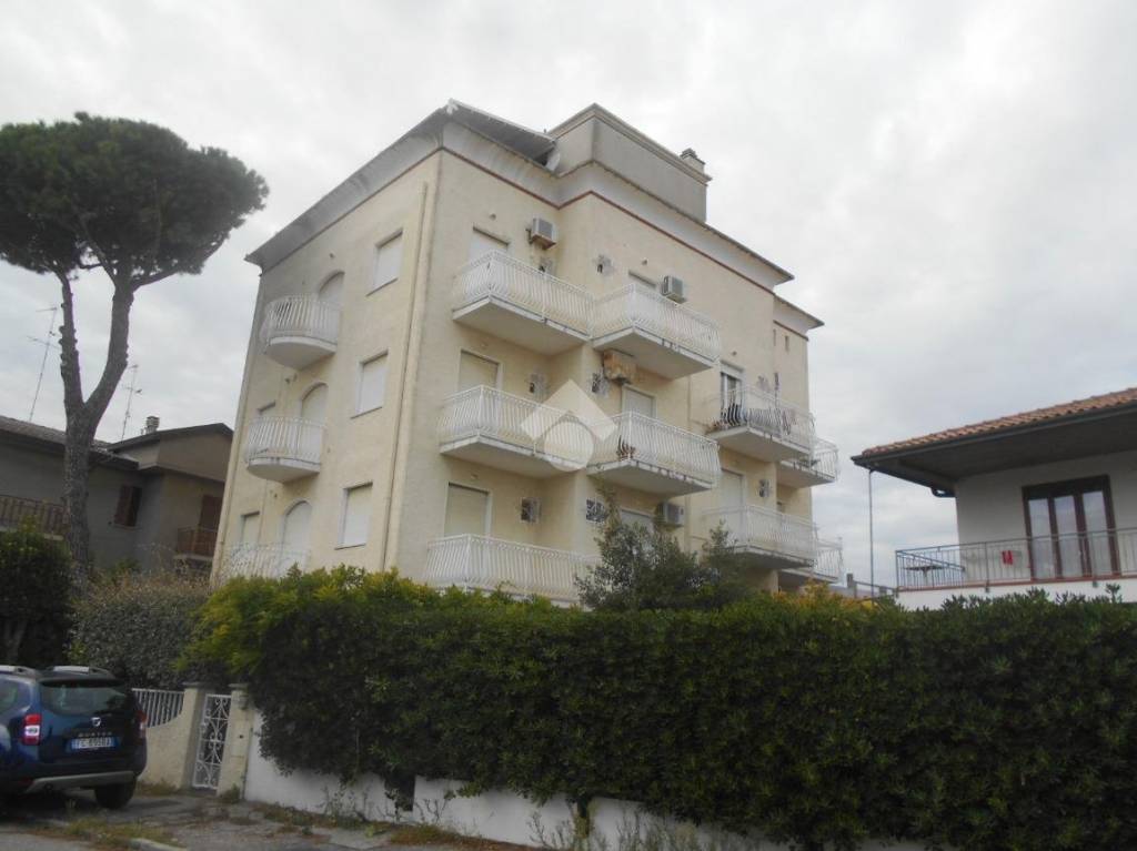 appartamento in vendita a Comacchio in zona Porto Garibaldi