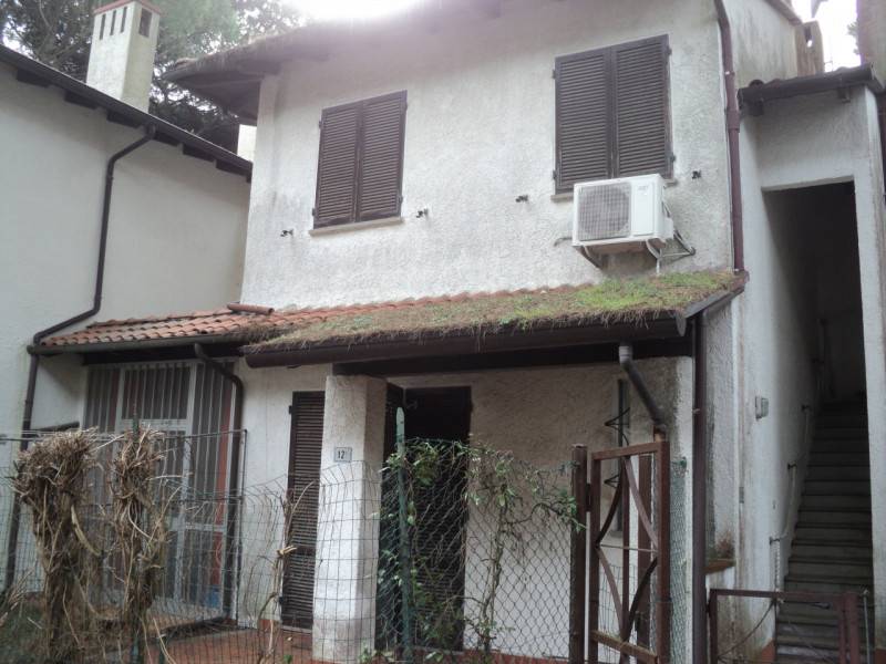 casa indipendente in vendita a Comacchio in zona Lido di Spina