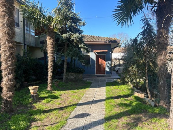 appartamento in vendita a Comacchio in zona Porto Garibaldi