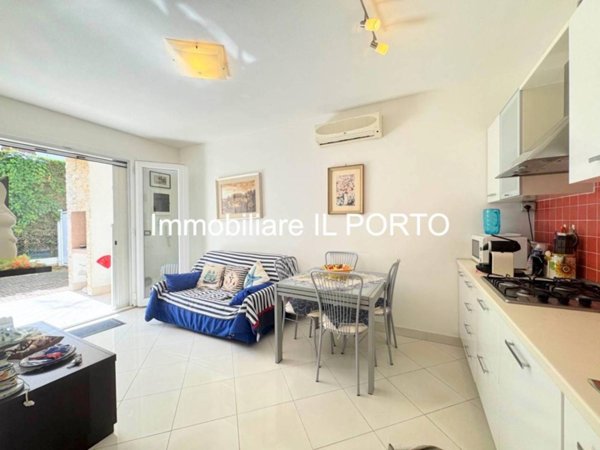 casa indipendente in vendita a Comacchio in zona Lido di Spina