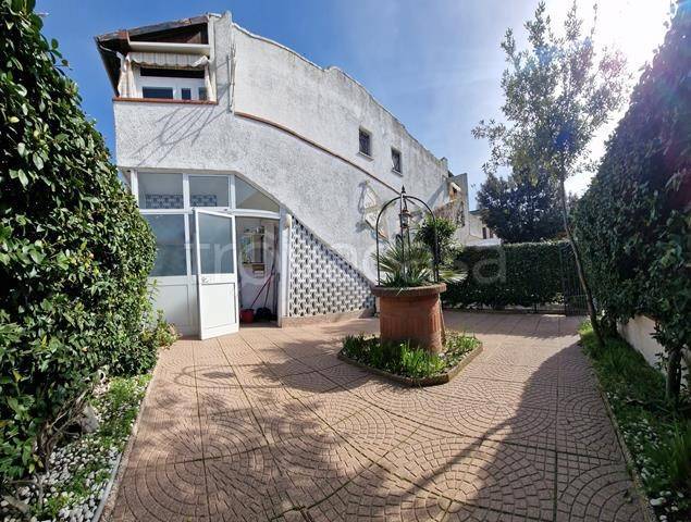 casa indipendente in vendita a Comacchio in zona Lido di Pomposa