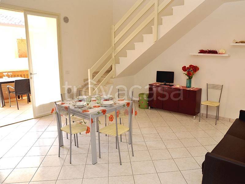 casa indipendente in vendita a Comacchio in zona Lido delle Nazioni