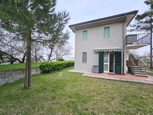 appartamento in vendita a Comacchio in zona Lido di Spina