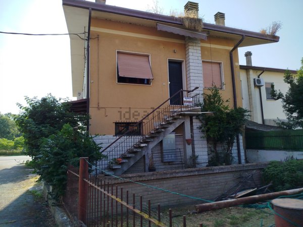 appartamento in vendita a Comacchio in zona Vaccolino