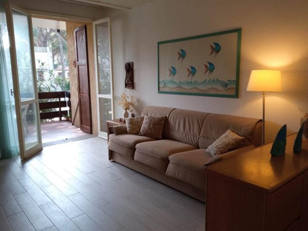 casa indipendente in vendita a Comacchio in zona Lido di Spina