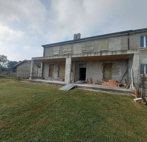 casa indipendente in vendita a Comacchio