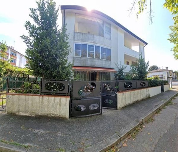 casa indipendente in vendita a Comacchio in zona Lido di Pomposa