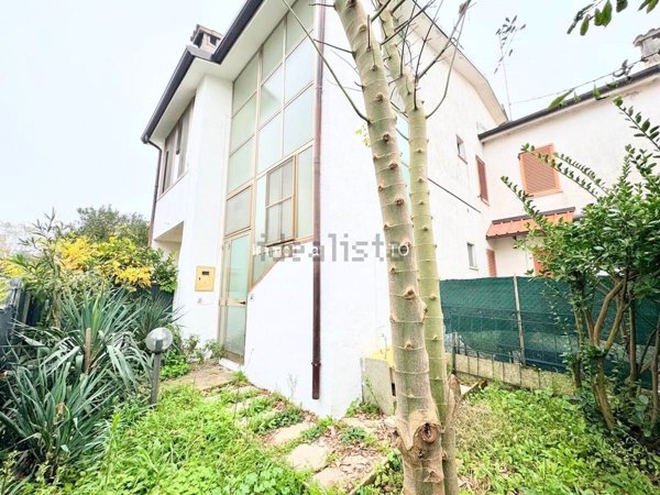 casa indipendente in vendita a Comacchio