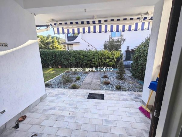 casa indipendente in vendita a Comacchio in zona Lido di Volano