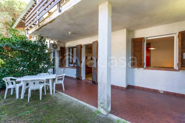 casa indipendente in vendita a Comacchio in zona Lido di Spina