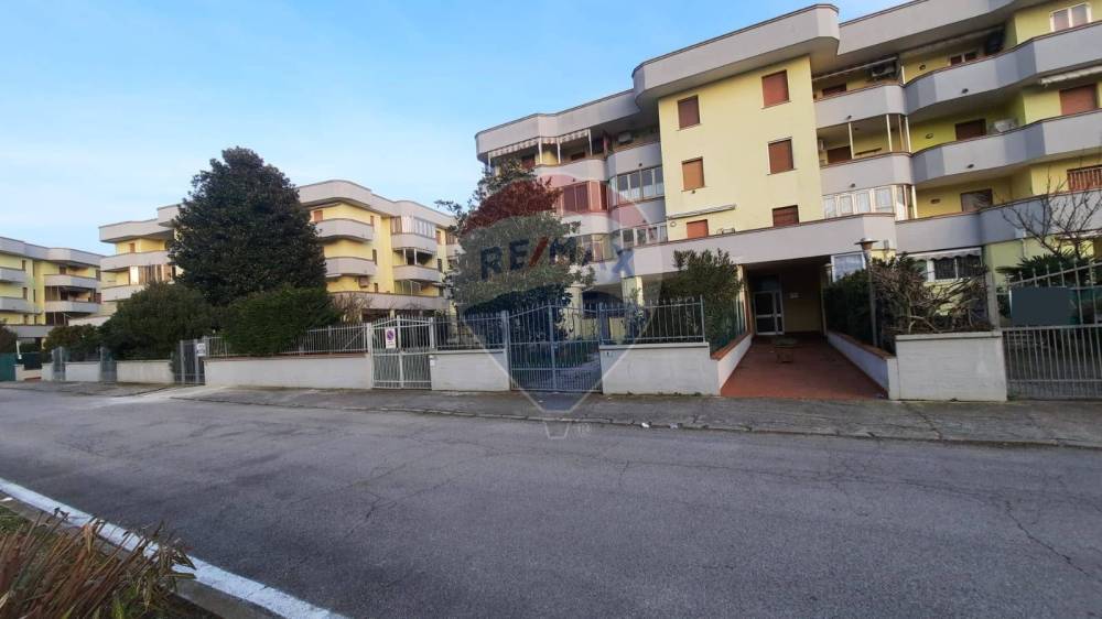 appartamento in vendita a Comacchio in zona Lido delle Nazioni