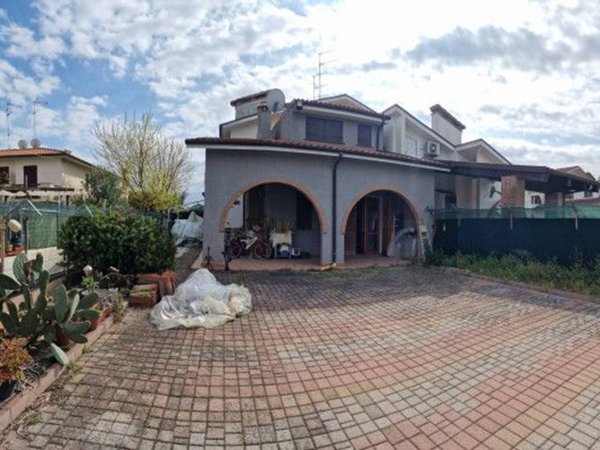 casa indipendente in vendita a Comacchio