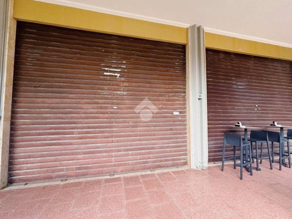 negozio in vendita a Comacchio in zona Lido di Spina
