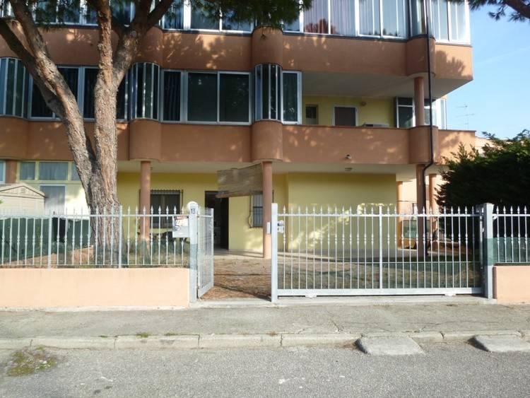 appartamento in vendita a Comacchio in zona Lido degli Scacchi